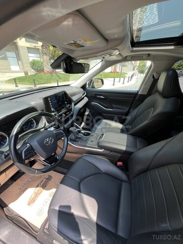 Toyota Highlander 2021, 90,420 km - 2.5 l - Bakı