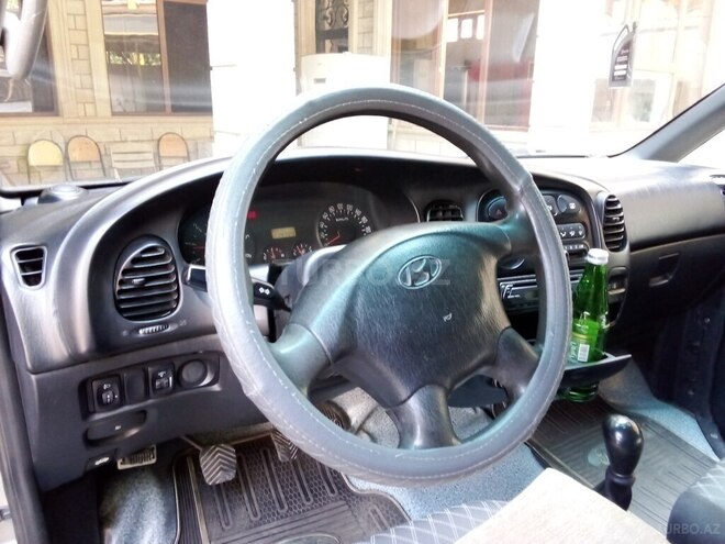 Hyundai H-1 2004, 175,000 km - 2.5 l - Bakı