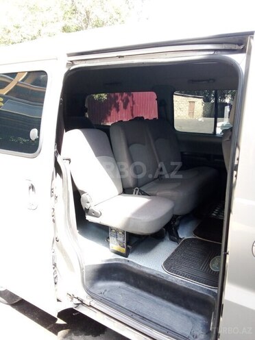 Hyundai H-1 2004, 175,000 km - 2.5 l - Bakı