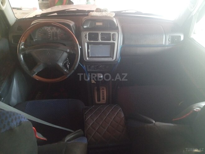 Mitsubishi Pajero io 2000, 270,000 km - 1.8 l - Bakı
