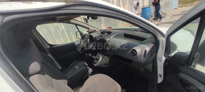 Peugeot Partner 2014, 233,000 km - 1.6 l - Bakı