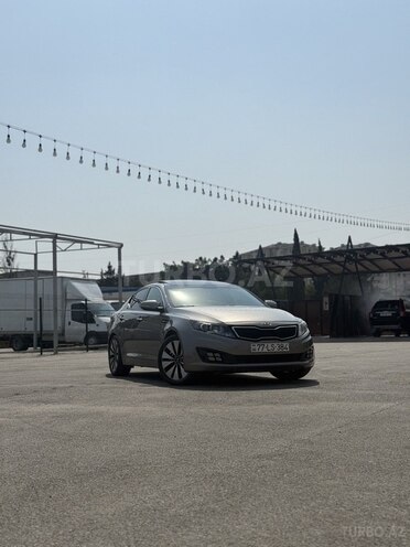 Kia Optima 2011, 135,000 km - 2.0 л - Bakı