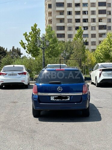 Opel Astra 2006, 330,000 km - 1.4 l - Bakı