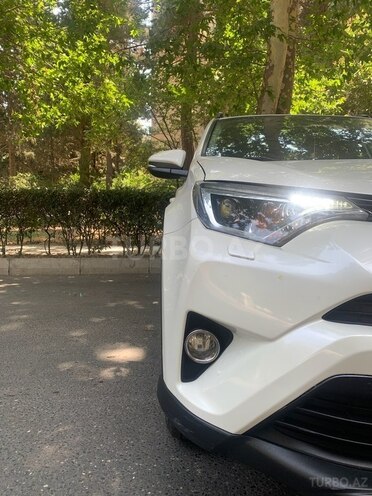Toyota RAV4 2016, 135,840 km - 2.0 l - Bakı