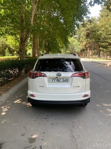 Toyota RAV4 2016, 135,840 km - 2.0 l - Bakı