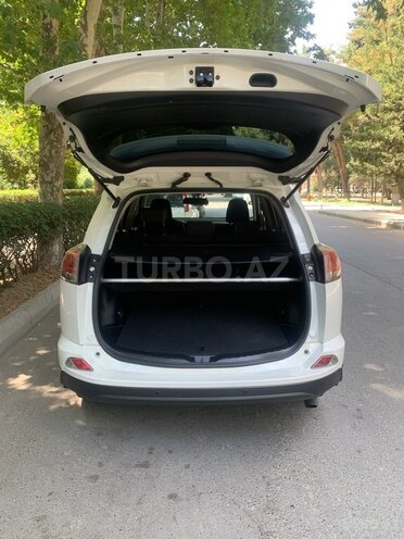 Toyota RAV4 2016, 135,840 km - 2.0 l - Bakı