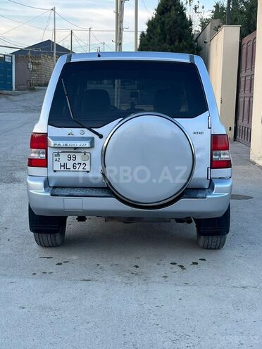 Mitsubishi Pajero io 2004, 285,000 km - 2.0 л - Bakı