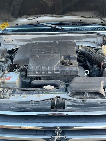 Mitsubishi Pajero io 2004, 285,000 km - 2.0 л - Bakı