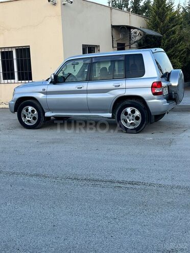 Mitsubishi Pajero io 2004, 285,000 km - 2.0 л - Bakı