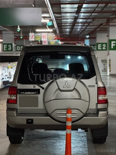 Mitsubishi Pajero io 1999, 233,000 km - 1.8 l - Bakı