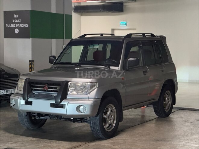 Mitsubishi Pajero io 1999, 233,000 km - 1.8 l - Bakı