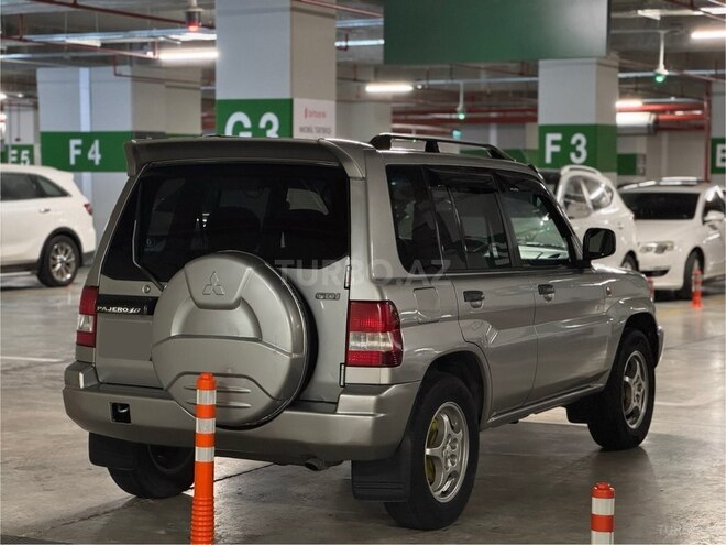 Mitsubishi Pajero io 1999, 233,000 km - 1.8 l - Bakı