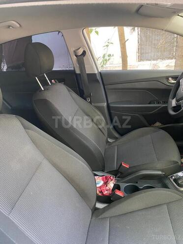 Hyundai Accent 2019, 132,000 km - 1.6 l - Bakı