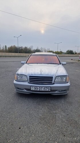Mercedes C 240 2000, 195,000 km - 2.4 l - Yevlax