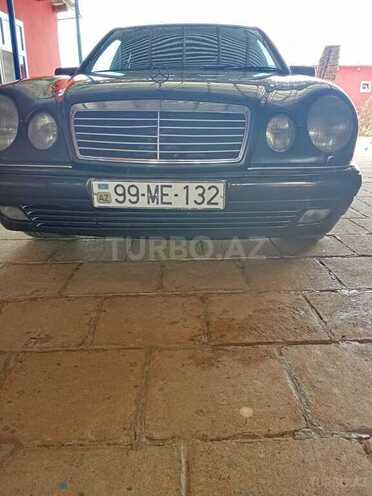 Mercedes E 200 1996, 376,000 km - 2.0 l - Salyan