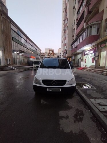 Mercedes Vito 111 2010, 427,000 km - 2.2 l - Bakı