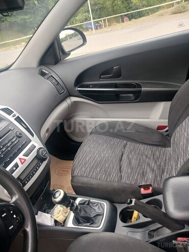 Kia Ceed 2008, 290,000 km - 1.6 л - Qəbələ