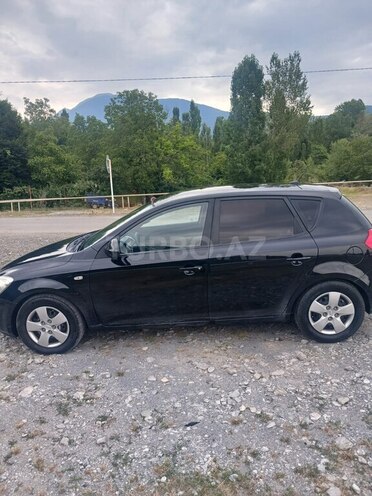 Kia Ceed 2008, 290,000 km - 1.6 л - Qəbələ