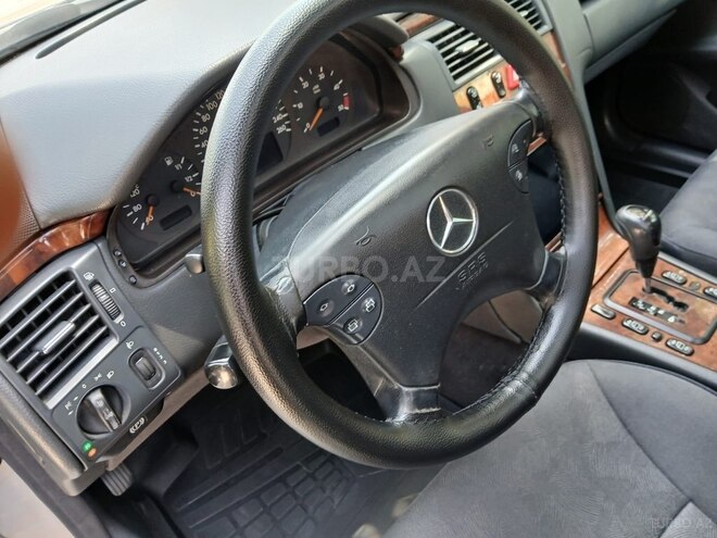Mercedes E 220 d 2001, 560,000 km - 2.2 л - İmişli