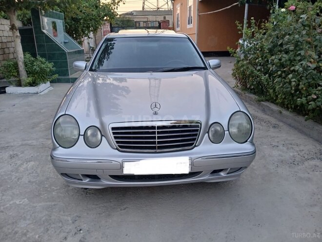 Mercedes E 220 d 2001, 560,000 km - 2.2 л - İmişli
