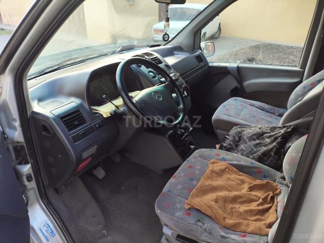 Mercedes Vito 111 2002, 241,402 km - 2.2 l - Şəmkir