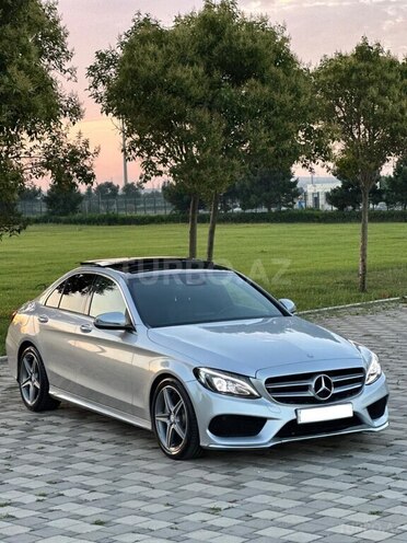 Mercedes C 300-1