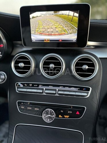 Mercedes C 300-9