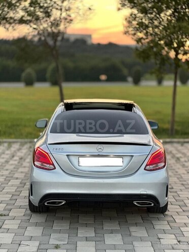 Mercedes C 300-16