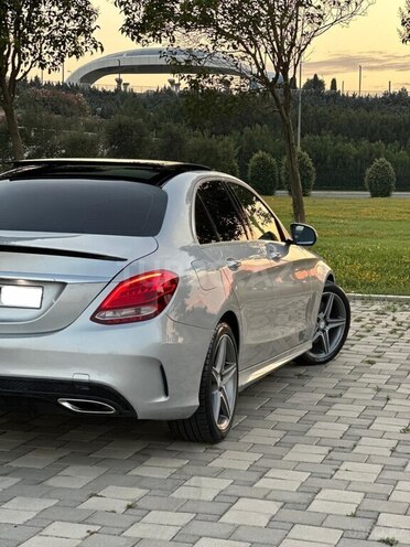 Mercedes C 300-13
