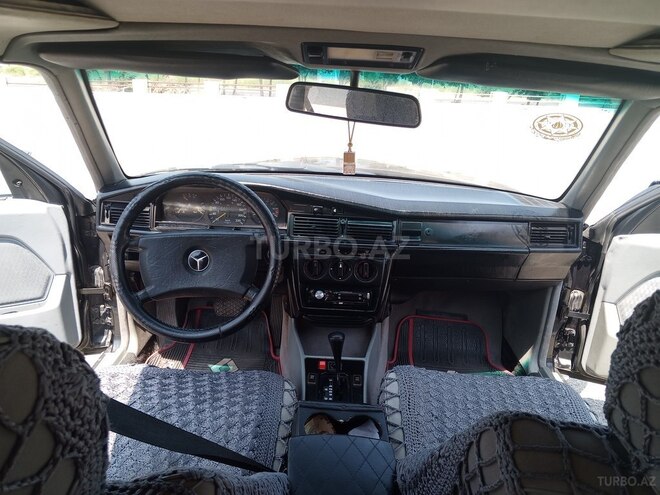 Mercedes 190 1991, 321,108 km - 2.0 l - Sumqayıt