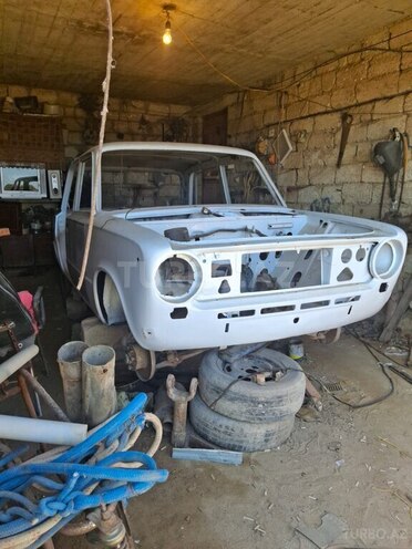 LADA (VAZ) 21011 1980, 180,000 km - 1.3 л - Bakı