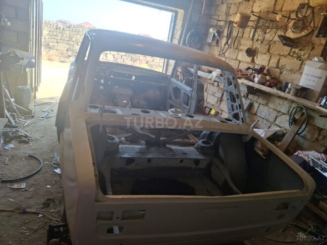LADA (VAZ) 21011 1980, 180,000 km - 1.3 л - Bakı