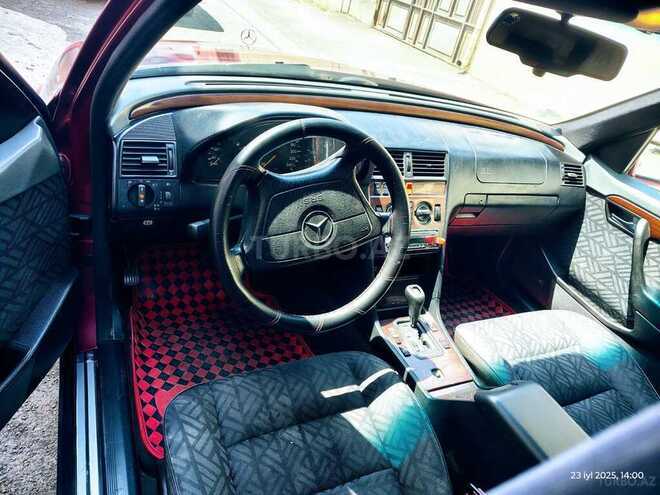 Mercedes C 220 1995, 427,295 km - 2.2 л - Sumqayıt