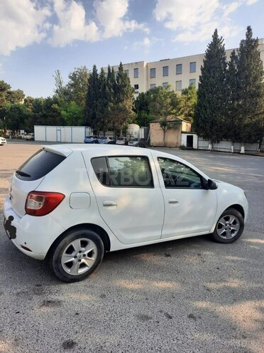 Renault Sandero 2013, 300,000 km - 1.6 l - Bakı