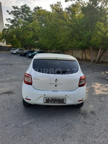 Renault Sandero 2013, 300,000 km - 1.6 l - Bakı