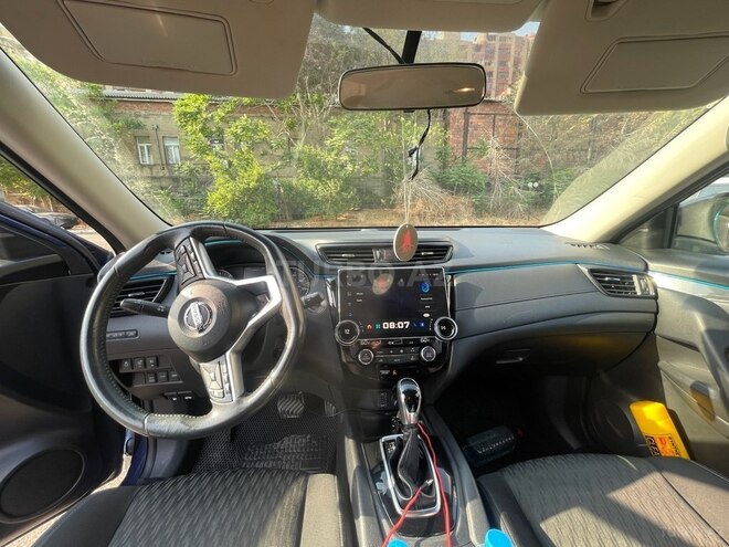 Nissan X-Trail 2017, 174,000 km - 2.5 l - Bakı