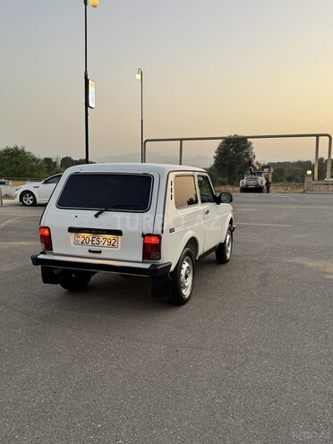LADA (VAZ) Niva 2008, 190,000 km - 1.7 л - Qazax