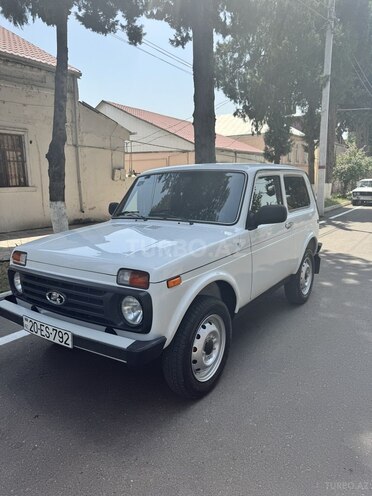 LADA (VAZ) Niva 2008, 190,000 km - 1.7 л - Qazax