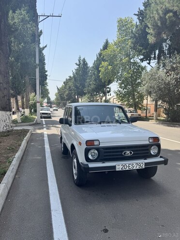 LADA (VAZ) Niva 2008, 190,000 km - 1.7 л - Qazax