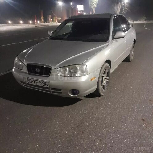 Hyundai Elantra 2001, 221,253 km - 2.0 l - Qax