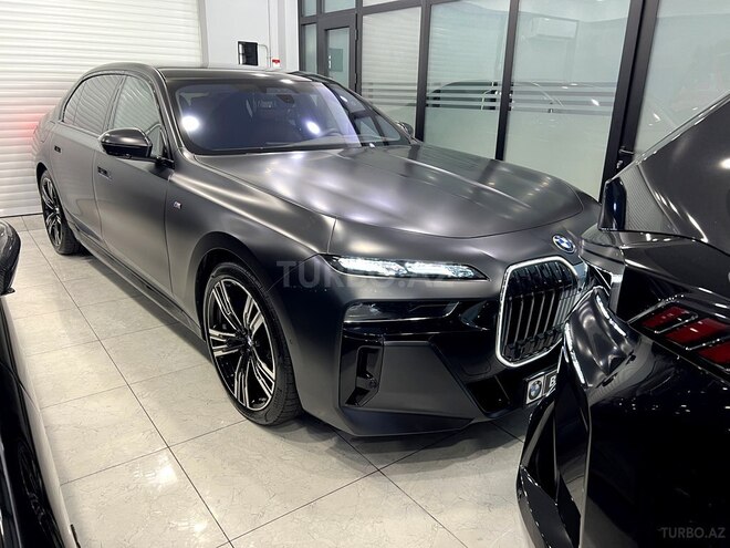BMW i7-6