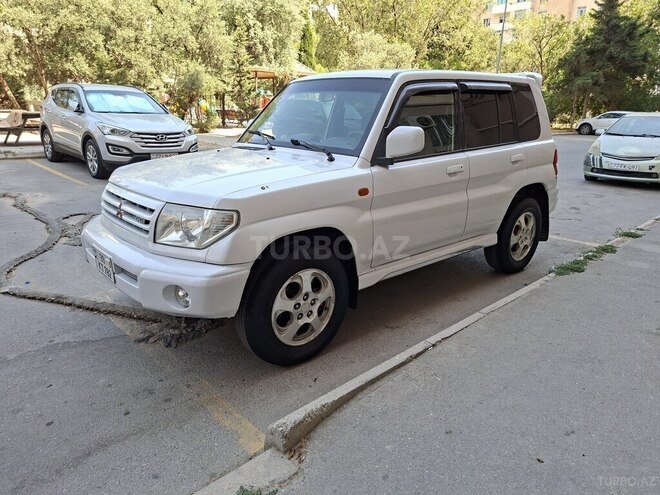 Mitsubishi Pajero io 2000, 286,000 km - 2.0 l - Bakı