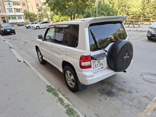 Mitsubishi Pajero io 2000, 286,000 km - 2.0 l - Bakı