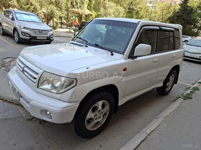 Mitsubishi Pajero io 2000, 286,000 km - 2.0 l - Bakı