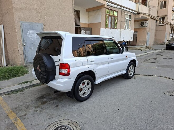 Mitsubishi Pajero io 2000, 286,000 km - 2.0 l - Bakı