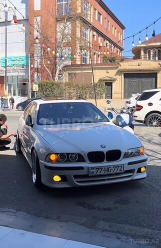 BMW 530 2001, 252,000 km - 3.0 l - Sumqayıt