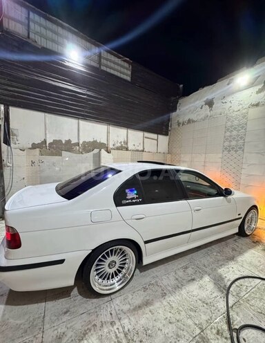 BMW 530 2001, 252,000 km - 3.0 l - Sumqayıt