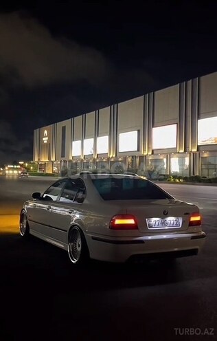 BMW 530 2001, 252,000 km - 3.0 l - Sumqayıt
