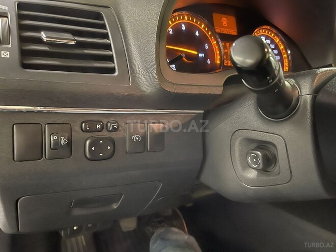 Toyota Avensis 2009, 362,000 km - 2.0 л - Gəncə