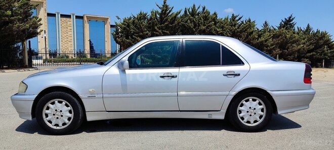 Mercedes C 220 d 2000, 338,000 km - 2.2 l - Bakı